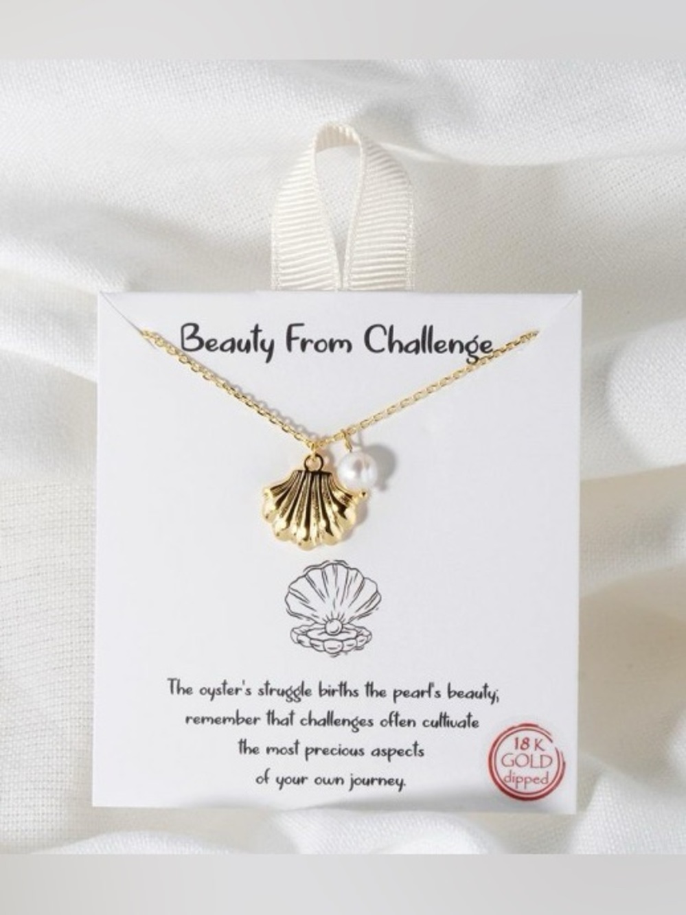 Gold Shell Pendant Necklace with Pearl